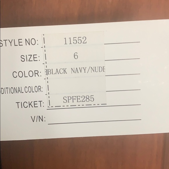 Prom/evening/ pageant gown - Picture 4 of 4